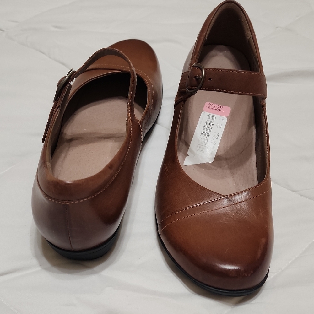 Dansko NWT Chestnut Leather Mary Jane Shoes Size 10